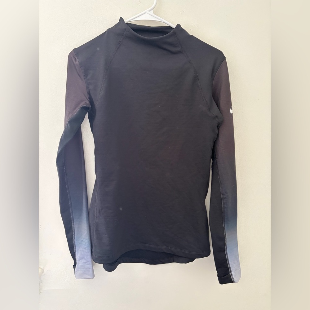 Nike Black and White Gradient Long Sleeve Shirt
